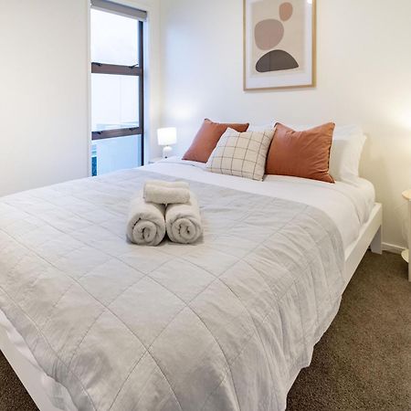 Warm Chch Apartment Park View & Garage Parking Christchurch Ngoại thất bức ảnh