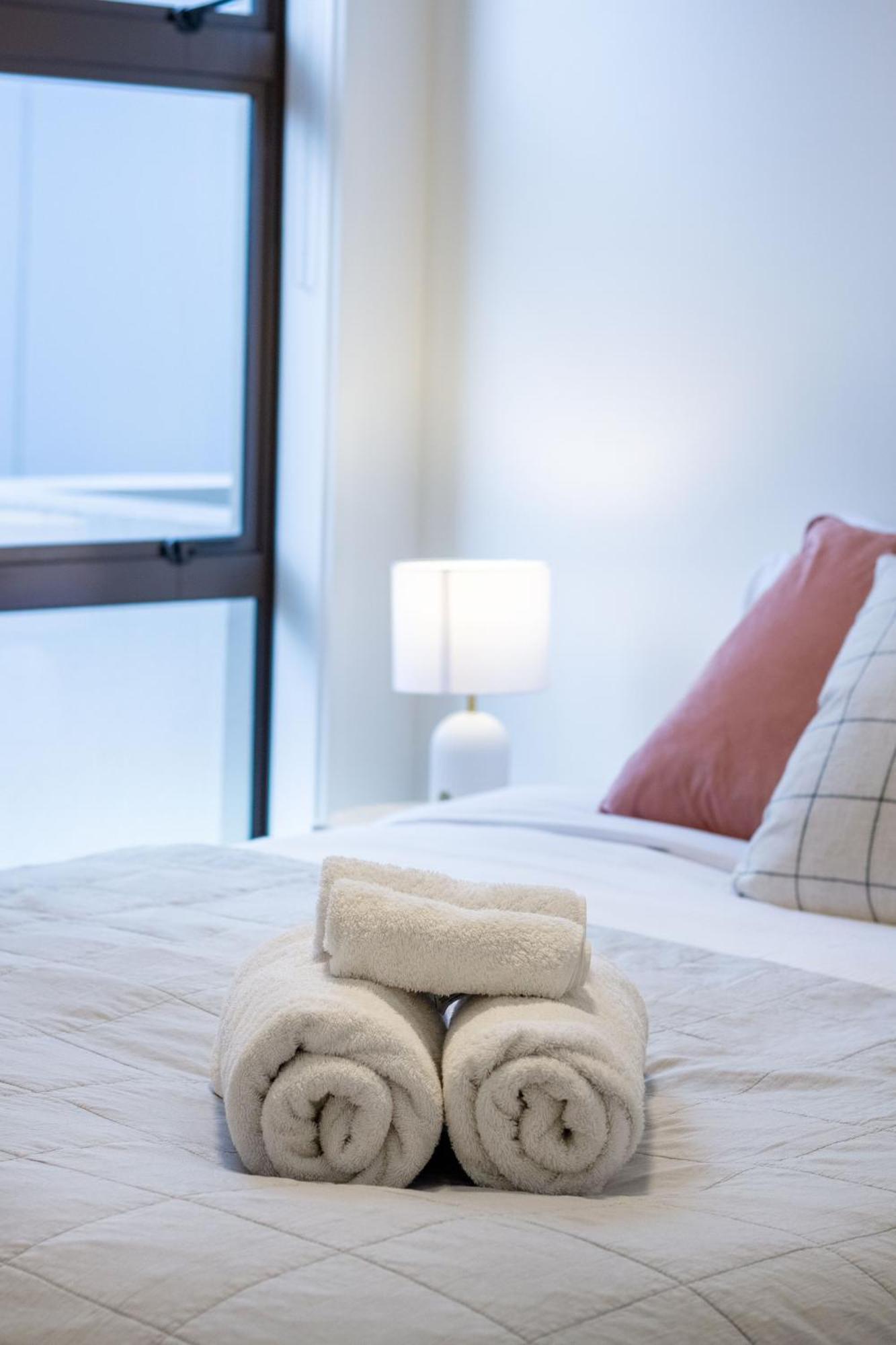 Warm Chch Apartment Park View & Garage Parking Christchurch Ngoại thất bức ảnh